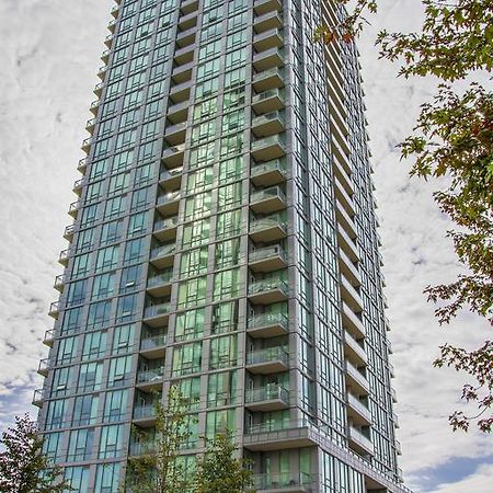 Maplewood Furnished Suites Мисисага Екстериор снимка